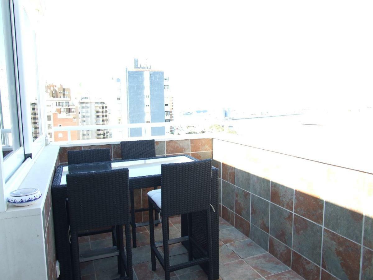 Malagueta Mar Apartment Malaga Bagian luar foto